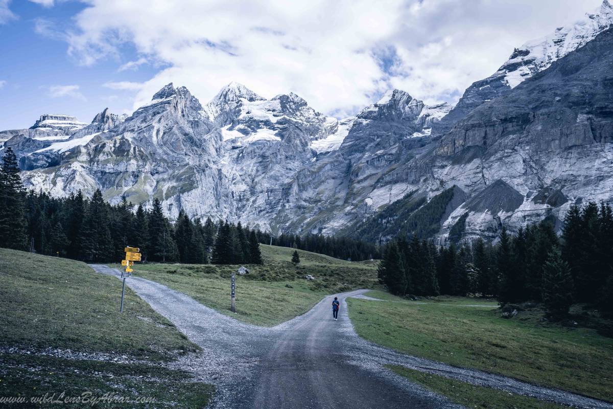 Trail # 4 from Oeschinensee Cable Car Station to the Lake