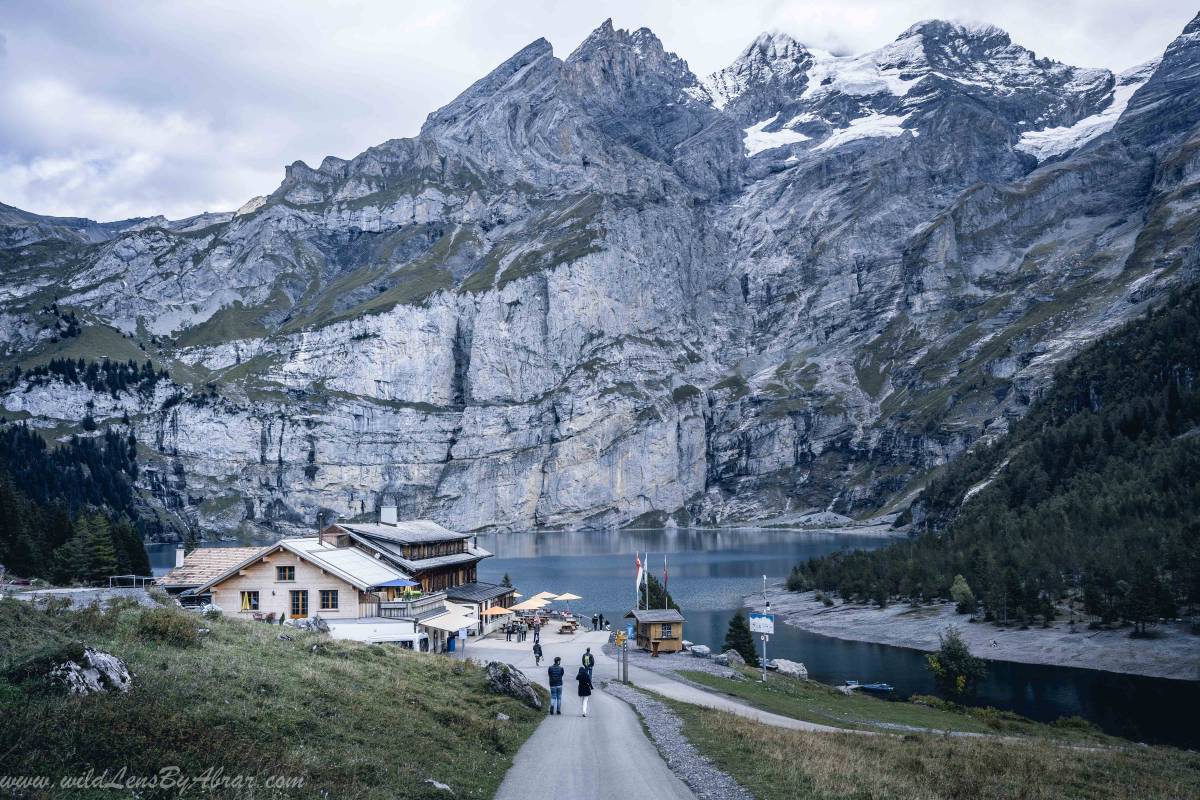 First glimpses of the Oeschinensee