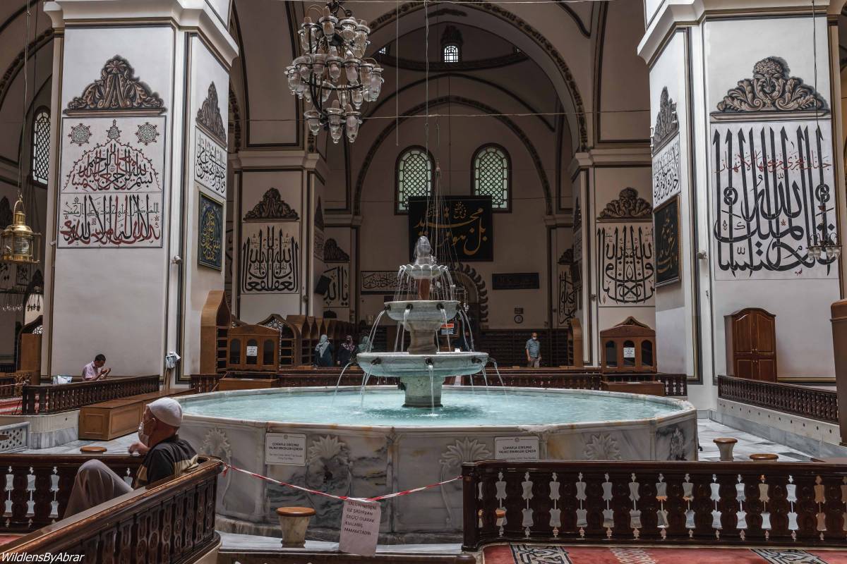 Fountain under the main dome of Mosque