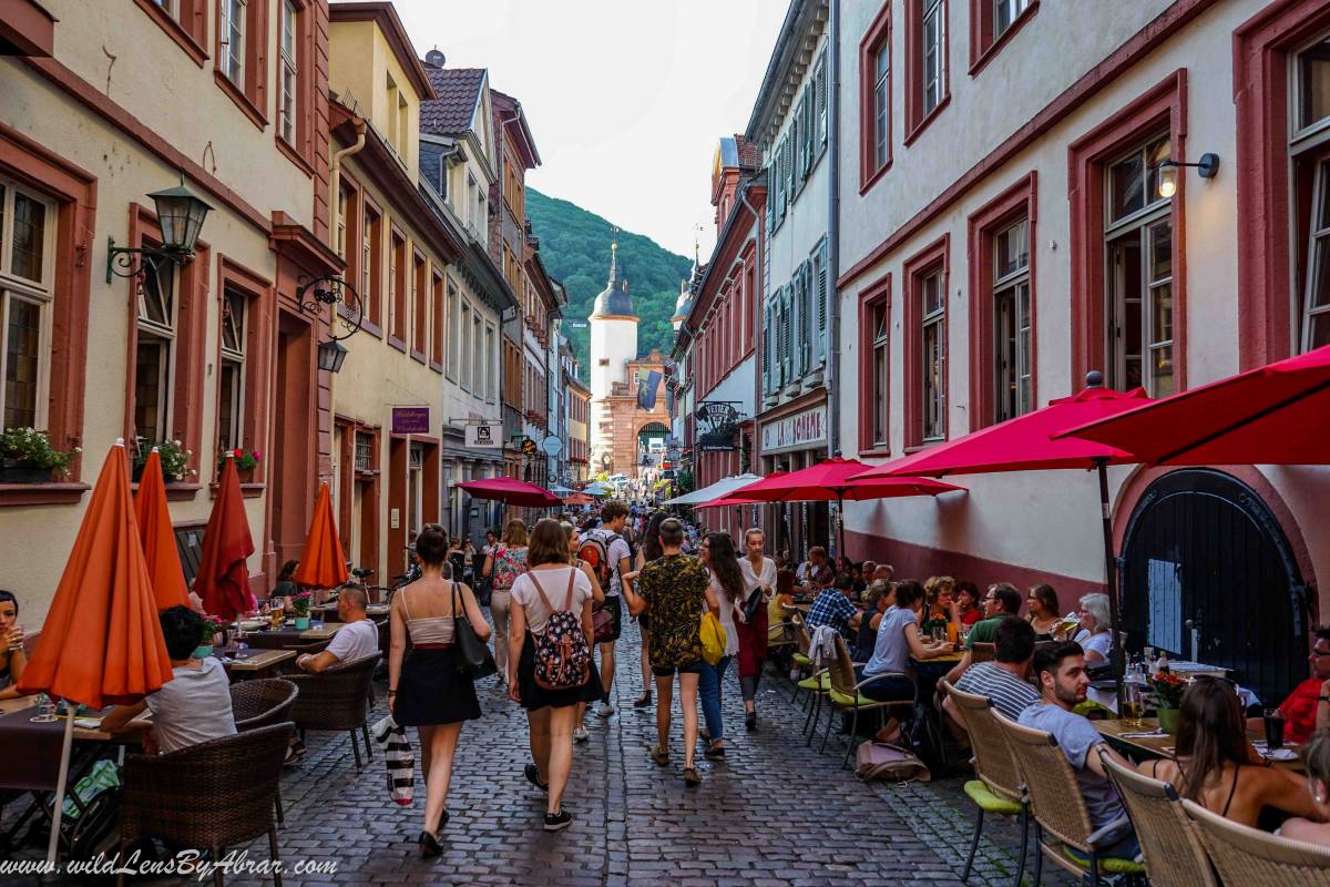 Heidelberg is just an hour away from Frankfurt Airport