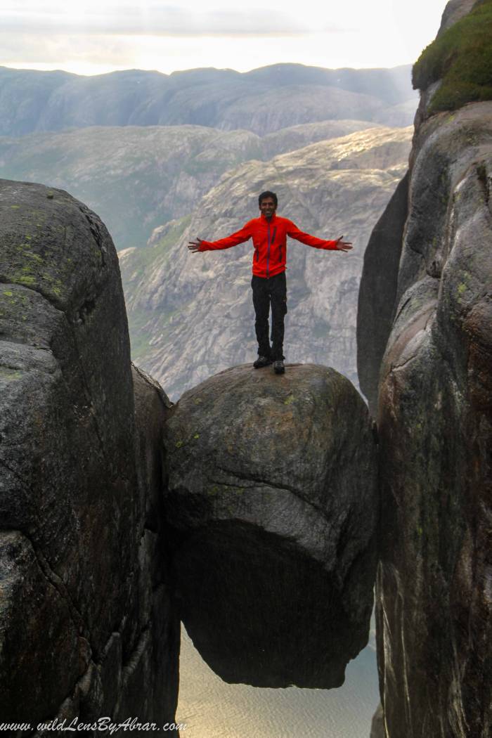 All those who hike to Kjeragbolten want to take a picture standing on the rock