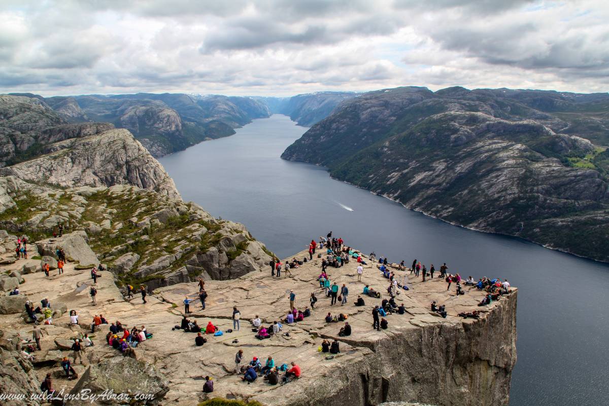 Impressive views over Lysefjorden from top of Pulpit Rock (Preikestolen)