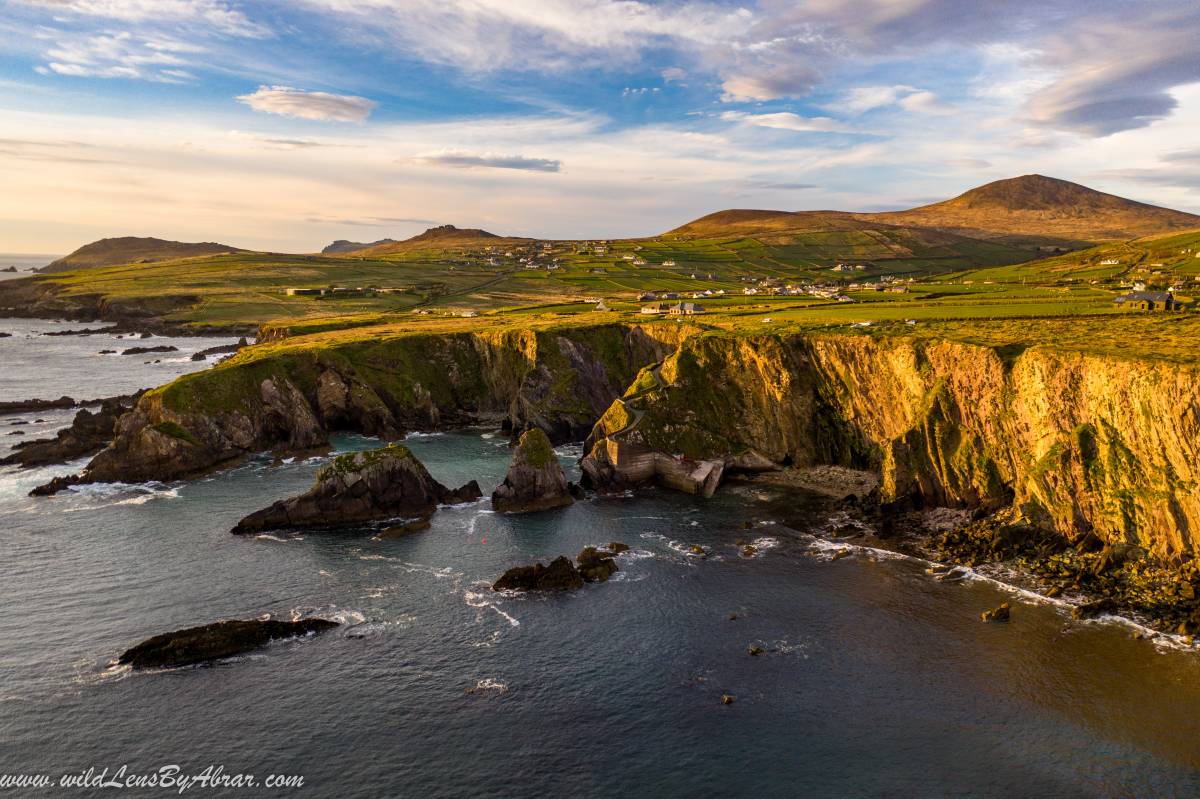 Sunset is the best time to take pictures at Dunquin Harbour