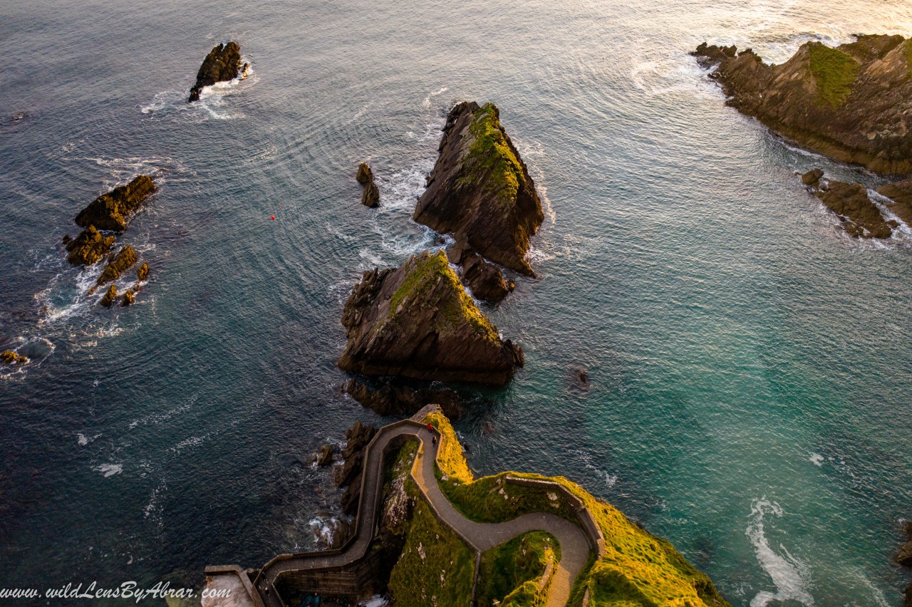 Dunquin-Harbour-Irelan_20190625-113548_1