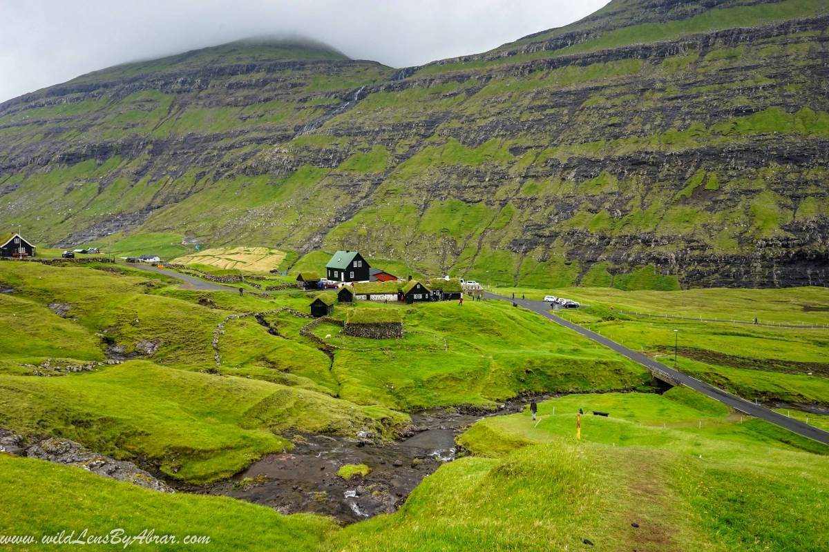 The hiking path from Saksun to Tjornuvik