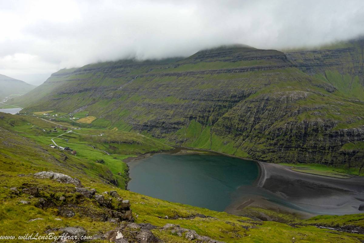 Overlooking the Saksun village and the lagoon from the top of the neighbouring mountain