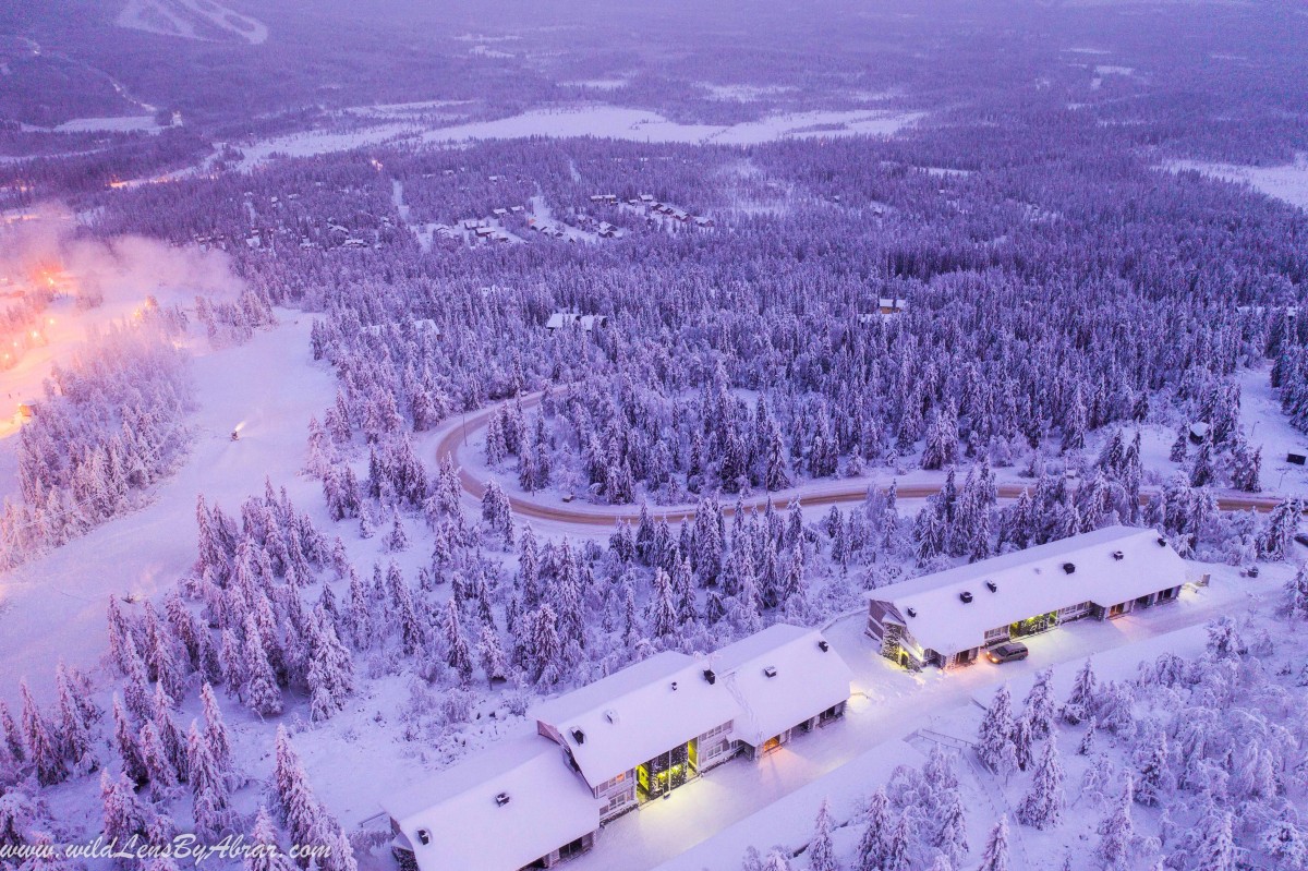 The hotel and apartments at Iso-Syöte has absolutely stunning location