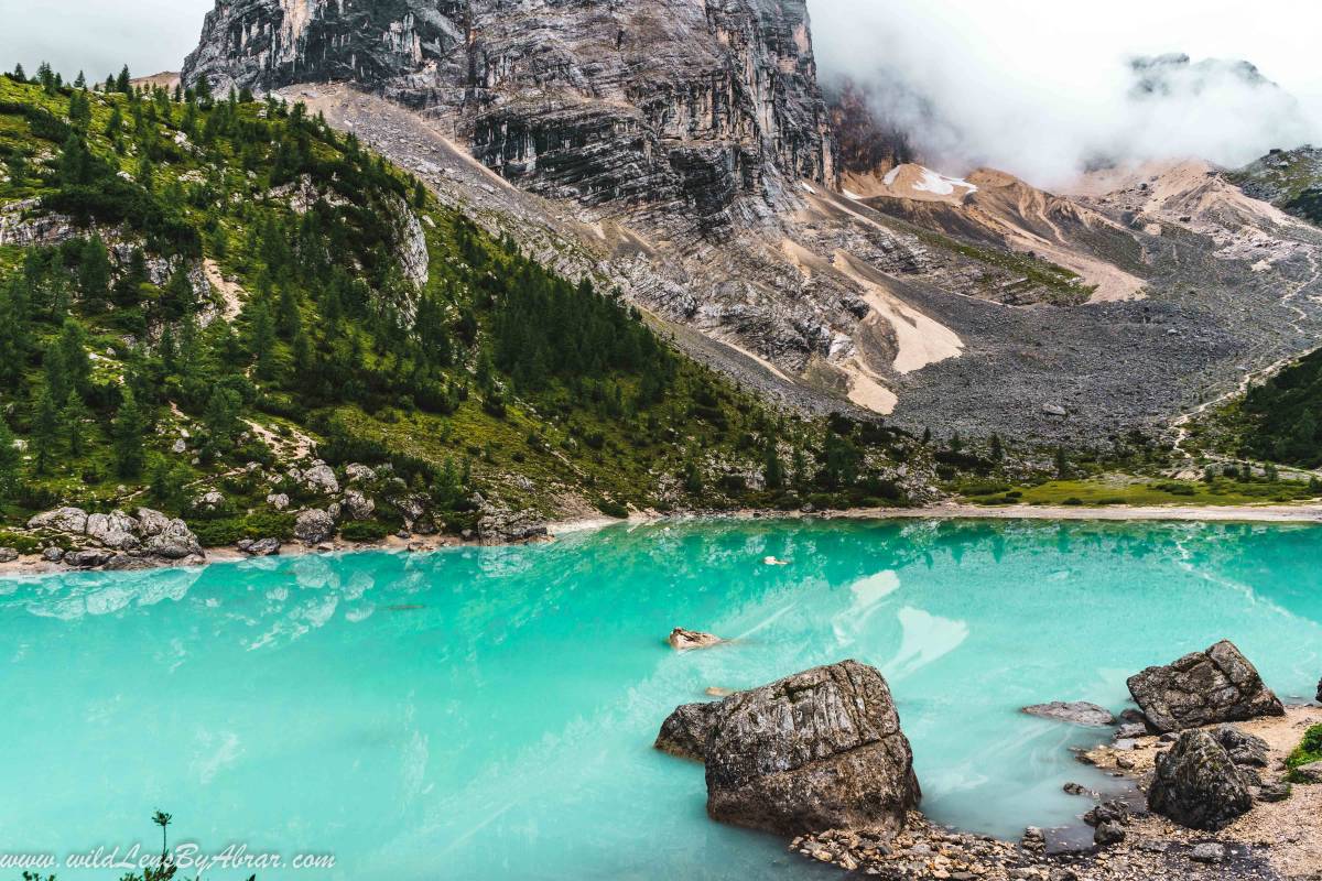 Milky aqua blue coloured water of Lago di Sorapis