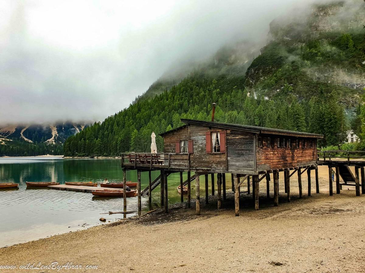 Lago di Braies Boat Rental Platform