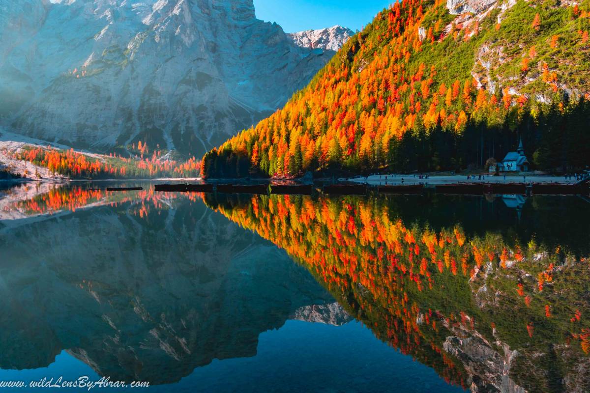 Lago di Braies in Autumn