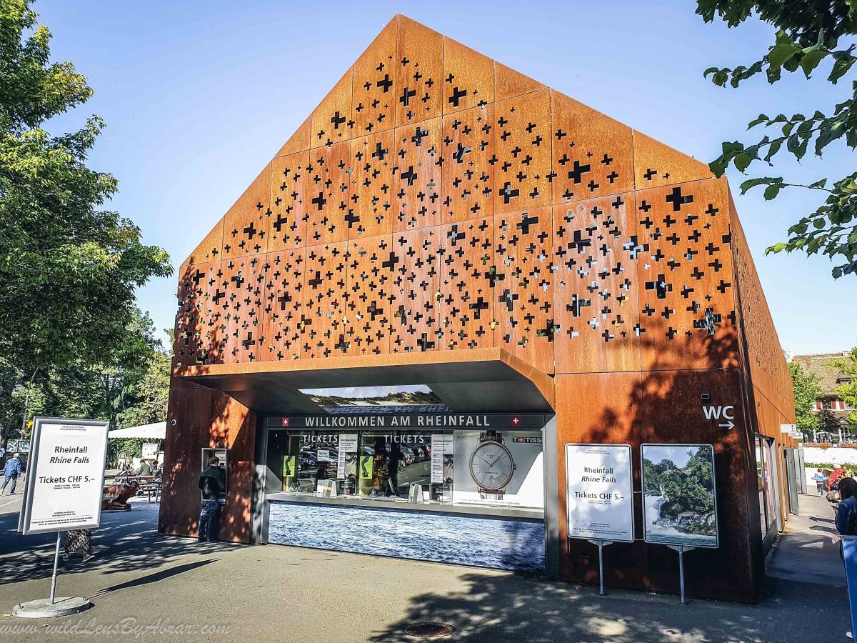 Visitor Centre on the Southern Banks